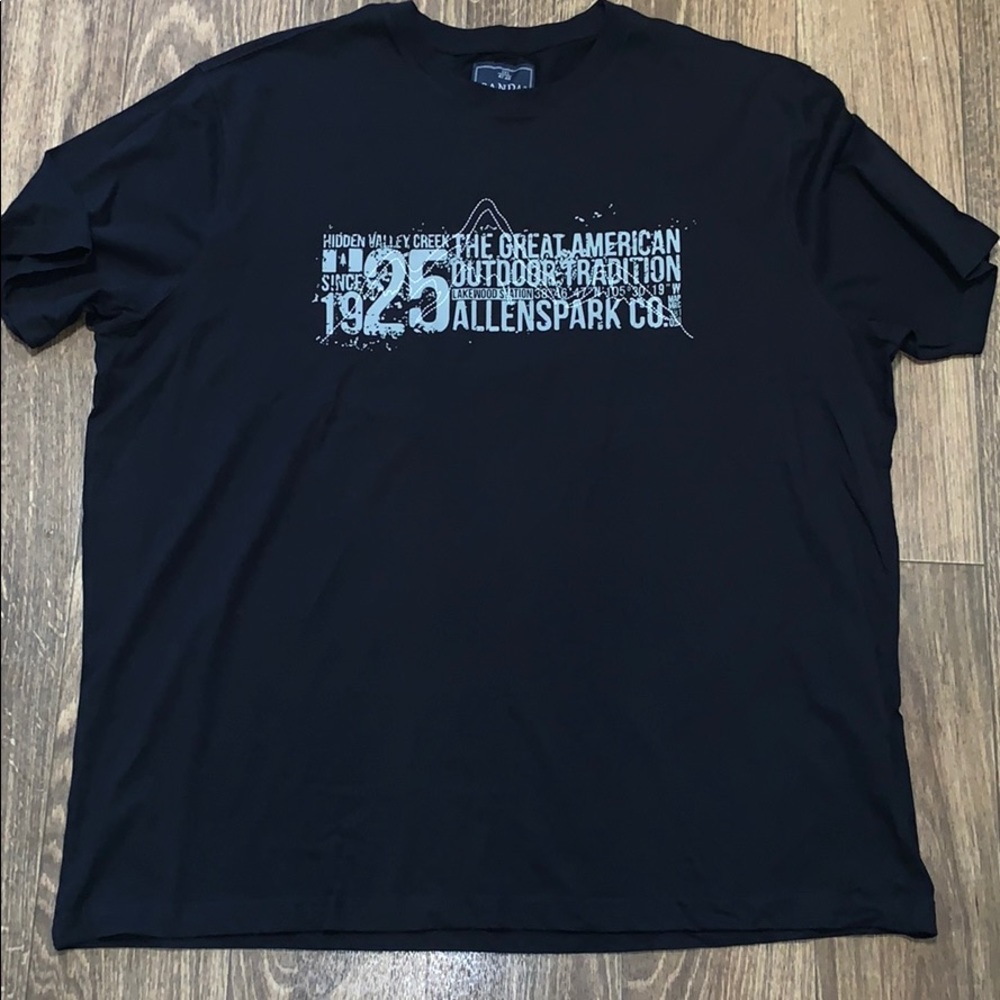Brand new never worn no tags short sleeve shirt